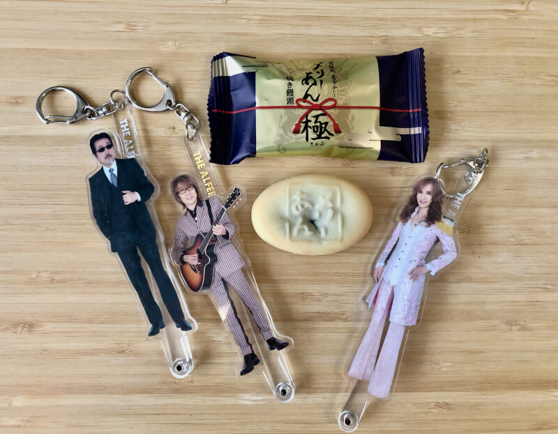 THE ALFEEのお菓子「メリーあん」