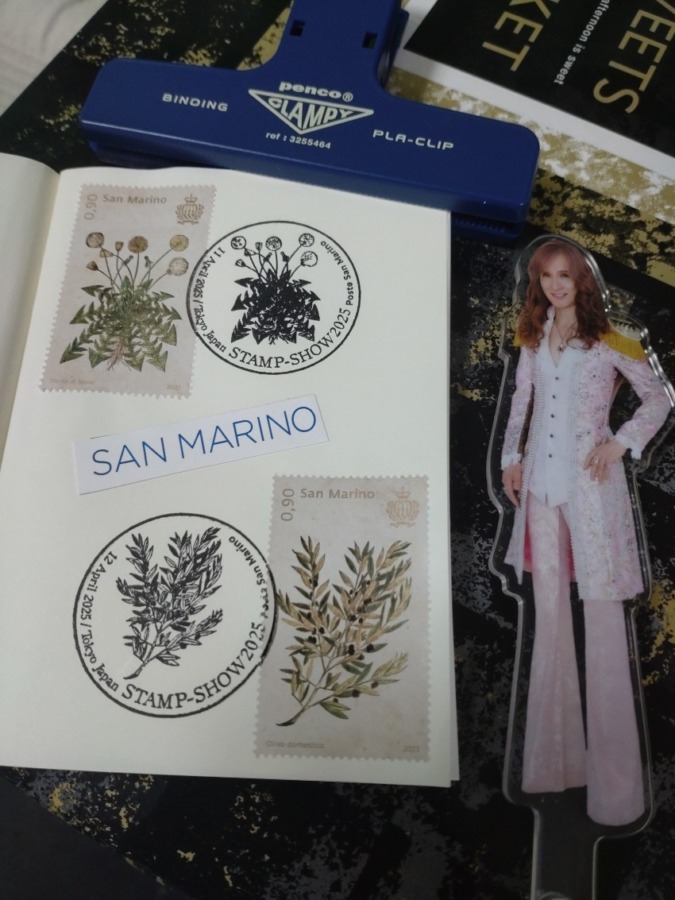 サンマリノの切手と記念押印💌
