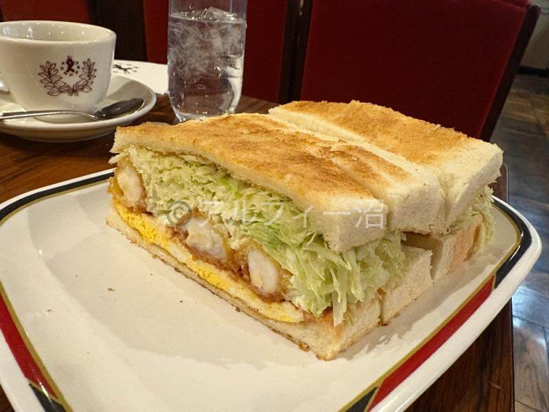 高見沢メシ「エビフライサンド」